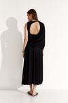 Elegant Black Dress With Back Cut-Out