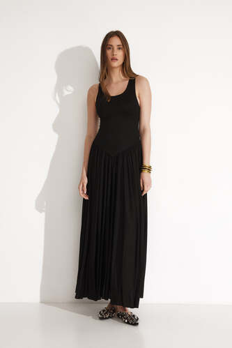 Black Maxi Dress - PNK Casual